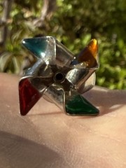 Vintage 80-90’s Colorful Enamel Pinwheel Ring Unusual Fidget Spinner Adjustable!
