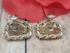 Star Gold Tone Vintage Screw Back Clip Earrings Square Twisted Chain Edge .75″