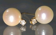 Vintage 14K Yellow Gold Akoya Cultured Pearl Diamond Stud Earrings Fine Estate