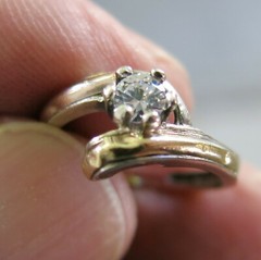 Sterling Silver Ring with CZ & Gold Vermeil 2.0g Size 5.75 [5130]