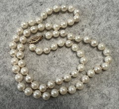 VTG 5.7mm Genuine Cultured Pearl Necklace W Solid 14k Gold Clasp 17” 19.2g *Read