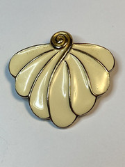 Trifari Brooch Rare VTG 1970s-1980s Signed Goldtone White Enamel Peacock Pin Fan