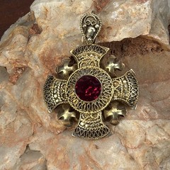 Vintage 1000 Silver Jerusalem Cross Pendant red Stone 14.4 grams 1 5/8″