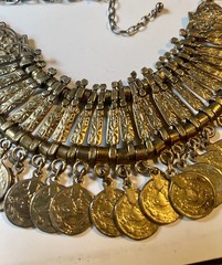VTG ESTATE BOHO TRIBAL BIB STYLE HAMMERED BRASS COIN COLLAR NECKLACE BELLY DANCE