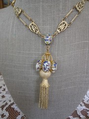 Vintage Art Glass Lavalier Filigree Tassel Necklace, Gold Tone, 22″
