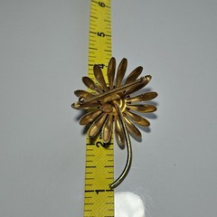 Vintage Original By Robert Yellow White And Green Daisy Metal Brooch