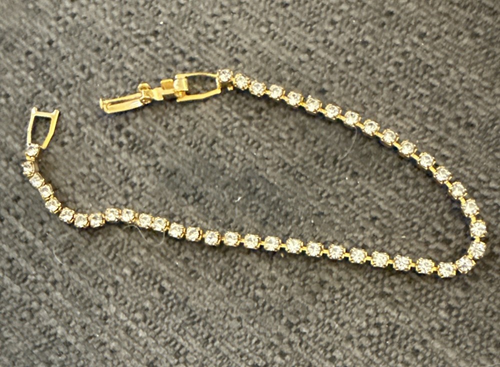 Vintage Faux Gold Bracelet w/Faux Diamonds costume jewelry 7 inches
