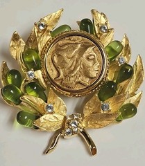 Vtg JBK CAMROSE & KROSS Jaqueline Kennedy Signed JBK USA Greek Coin Brooch