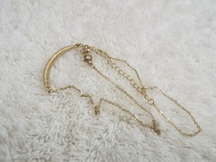 Goldtone Rhinestone Scoop Bar Necklace (A79)