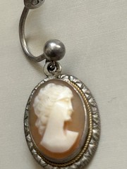 Antique 800 Silver Cameo Pendant Necklace W/Clip On Earrings & Brooch Pendant 2″