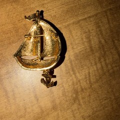 Gold-Tone Enamel AVON Sailboat Pin Brooch Red White Blue Dangle Anchor Star