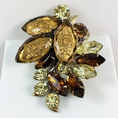 Vintage Yellow Brown Earth Tone Color Glass Rhinestones Gold Tone Brooch