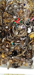 Jewelry Lot Good Wear Resell Brooch Art Estate Vintage Modern 5 Pc NO Junk – BUY