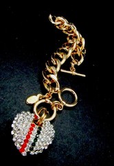 JOAN RIVERS SWARVOSKI CRYSTAL PATRIOTIC HEART GOLD TONE TOGGLE BRACELET NIB
