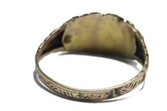 ANTIQUE VICTORIAN ENGLISH 9K GOLD ALMANDINE GARNET & SEED PEARL RING