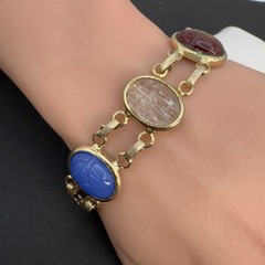Vintage Double‑Strand Scarab Bracelet Gold Tone Carved Stones Safety Chain 7in