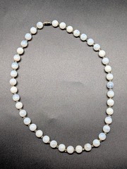 Vintage Opalite 10mm Bead Necklace 21″L Beautiful!