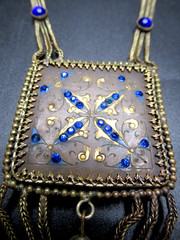 Amazing Art Deco Blue Glass Painted Frame Necklace