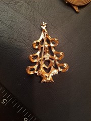 Vintage Monet Christmas Tree Brooch Pin Rhinestone Christmas tree Brooch Signed