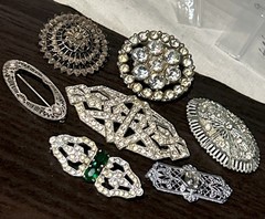 7 OLD ANTIQUE VICTORIAN MIXED METALS RHINESTONE FILIGREE PINS BROOCH