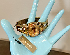 Chicos Chunky Laurel Hinged Bracelet Champagne Crystals +BONUS Similar Earrings