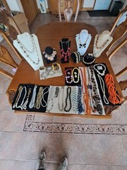 Necklaces Vintage Mixed Lot Costume 45 Varies Design & Styles Gold & Silver Tone
