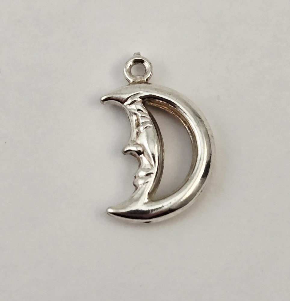 Vintage Sterling Silver Man in the Moon Crescent Hollow Pendant 925 – 1.1g