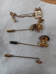 stick pins vintage lot, Set of 4 Length 2″