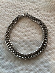 vrg sterling silver charm bracelet No Charms On It
