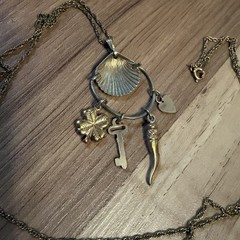Vintage 14k GF Good Luck Charm Holder Seashell Necklace 26” Chain Gold Filled