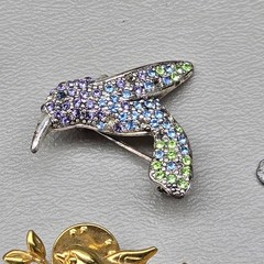 Vintage Brooch Lot Monet JJ Avon Animal Bird Frog Rhinestone 8 Pieces