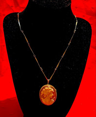 Rare Vintage Italian Gold 18K Cameo Pendant Brooch, w/o chain
