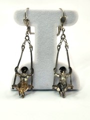 Vintage Estate Cherub Earrings Silvertone Angels On Swing Lever Back Renaissance
