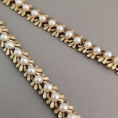 Vintage Faux Pearls Collar Necklace White Brushed Gold Tone 15.5″