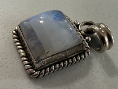 VINTAGE STERLING SILVER IRIDESCENT MOONSTONE .75” SQUARE PENDANT 925