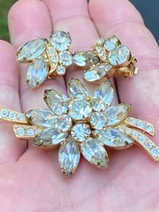 VTG Eisenberg Ice Clear Rhinestone Floral Spray Brooch And Earrings Set WOW!!!!