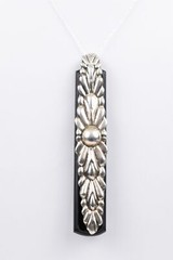 Elegant Danecraft 75mm Black Onyx Bar Pendant w/ Ball & Drop, 18″ Silver Chain