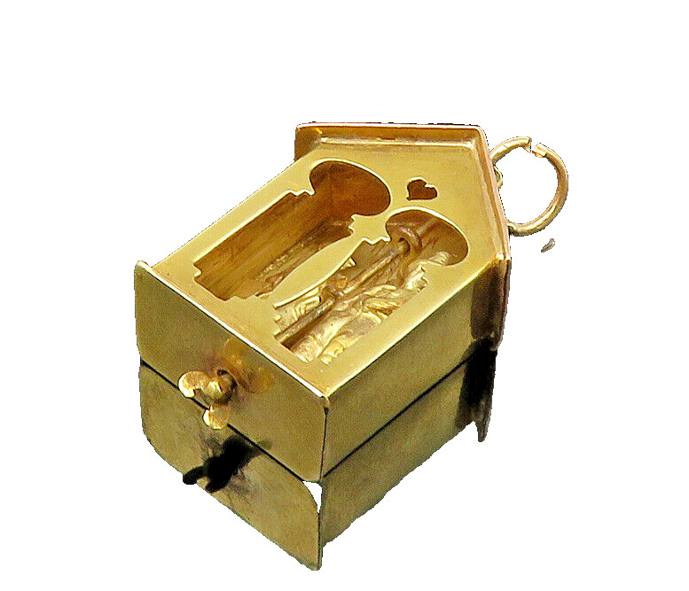 14K GOLD Vintage Petite Man & Woman Couple In House Pendant (MOVES) GP204