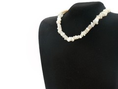 Vintage Natural Shell Necklace White Heishi Beads Boho Beach Style Jewelry 12 In