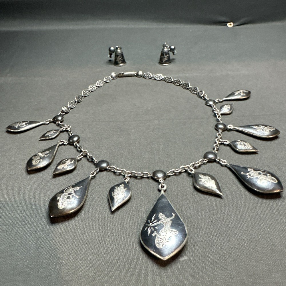 Siam sterling silver Niello bib necklace & Earings 1930’s – 50’s teardrop charms