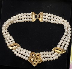 Franklin Mint, A Passion For Pearls. 3 Strand Necklace by Jackie Collins NEW
