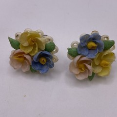 Lot of 6 Pair Clip on Earrings Vintage Thermoset Moonglow Fruit Flowers Jewelry