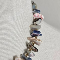 Single-Strand Choker Necklace Irregular Cut Abalone Chips Blue, White & Pink