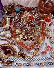 Vintage Estate Costume Jewelry Lot! MONET, NAPIER and more!