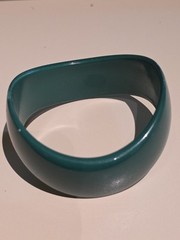 Vtg Mod Green Chunky Wide Acrylic Plastic Lucite Resin Bangle Statement Bracelet