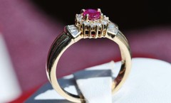 14k yellow gold ring 0.70ct natural, treated ruby diamond size 6.5 vintage 4.1gr