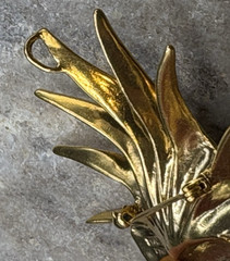 MMA USA Gold Plated Shell Pendant Brooch New/Unused ,Orig $55