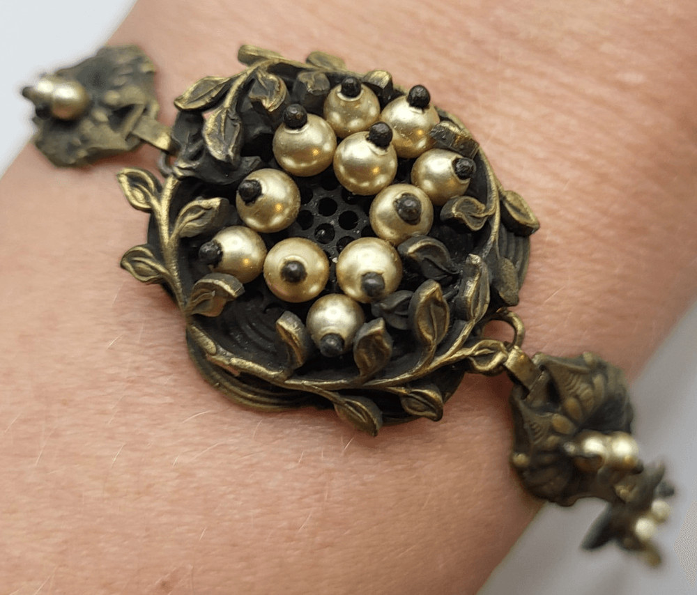 Antique Seed Pearl Birds Nest Pendant Bracelet Floral 6.25in