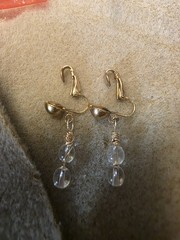 Minimalist Vintage Thick Gold Plated Clip-Ons Earrings Clear Rock Quartz 3/4″