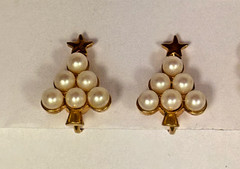 LOT OF 7 PAIR CHRISTMAS HOLIDAY EARRINGS – VINTAGE